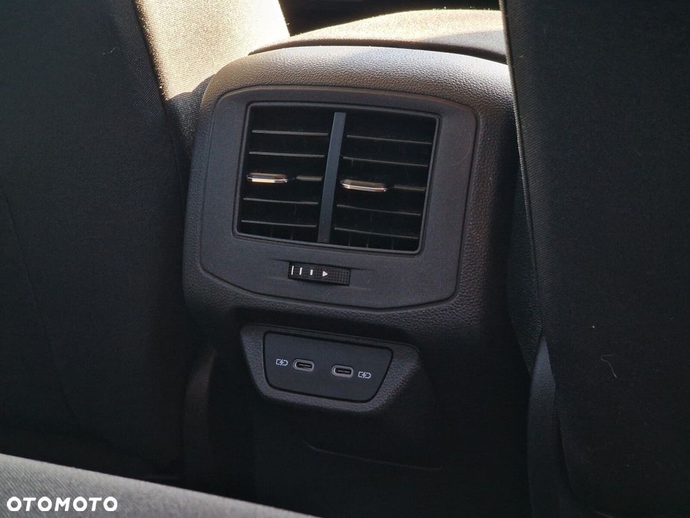Volkswagen T-Roc 1.0 TSI Life - 18