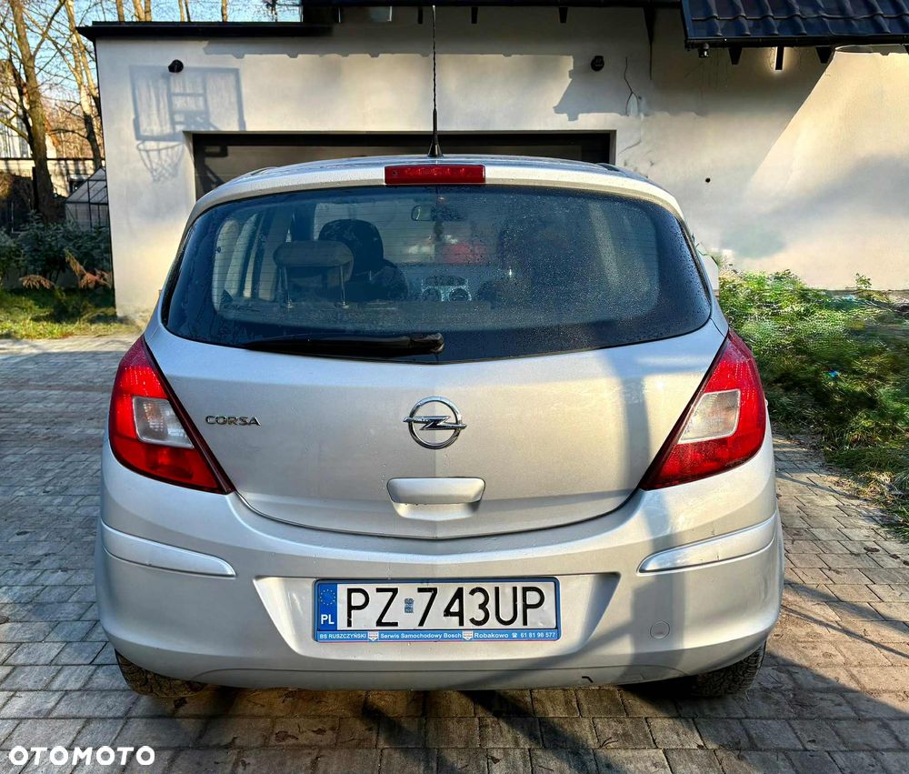 Opel Corsa 1.2 16V Enjoy - 6