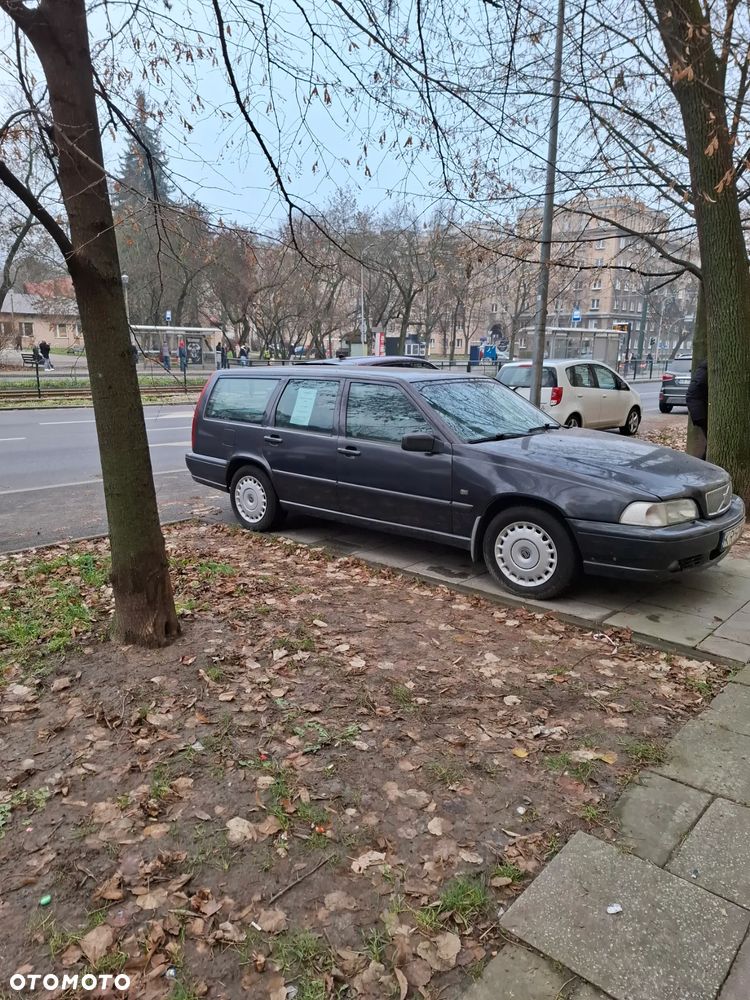 Volvo V70 - 3