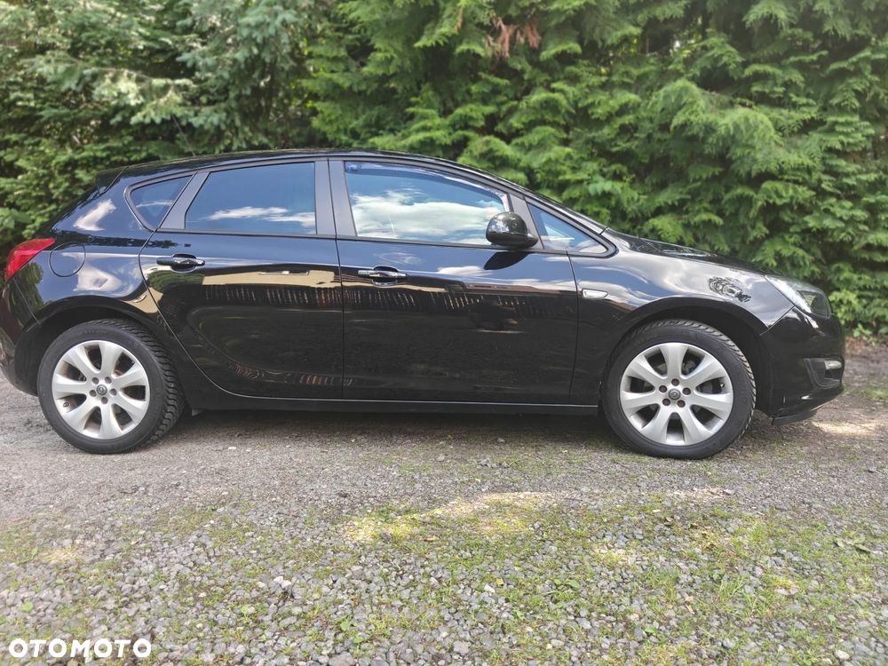 Opel Astra 1.4 T Cosmo EU6 - 18