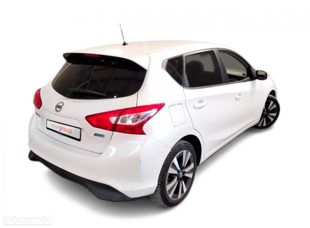 Nissan Pulsar - 2