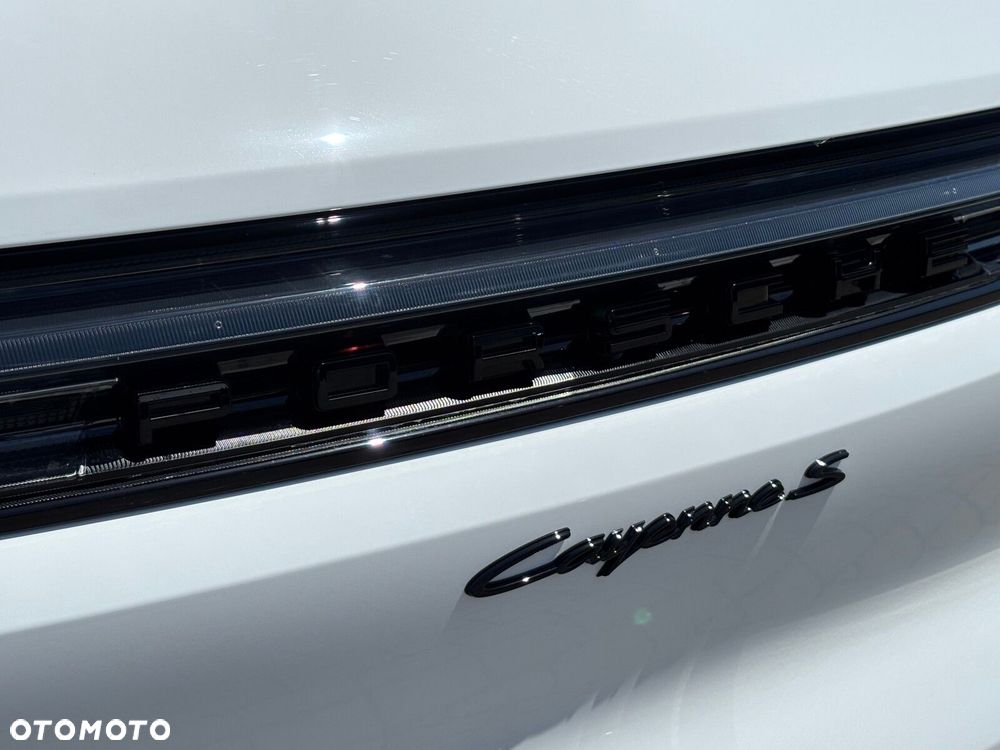 Porsche Cayenne - 15
