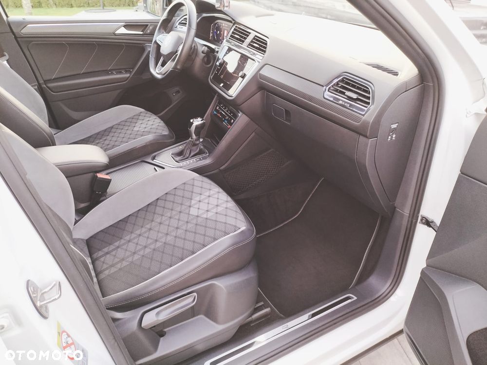Volkswagen Tiguan Allspace 2.0 TDI R-Line DSG 7os - 17