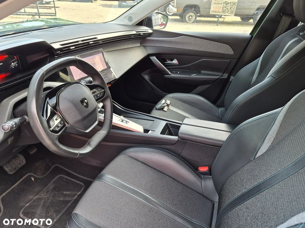 Peugeot 308 BlueHDi 130 EAT8 Stop & Start Allure Pack - 18