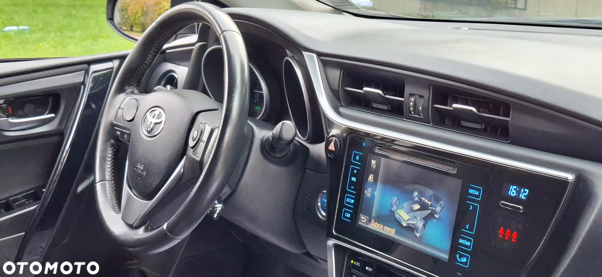 Toyota Auris 1.8 VVT-i Hybrid Automatik Touring Sports Executive - 25