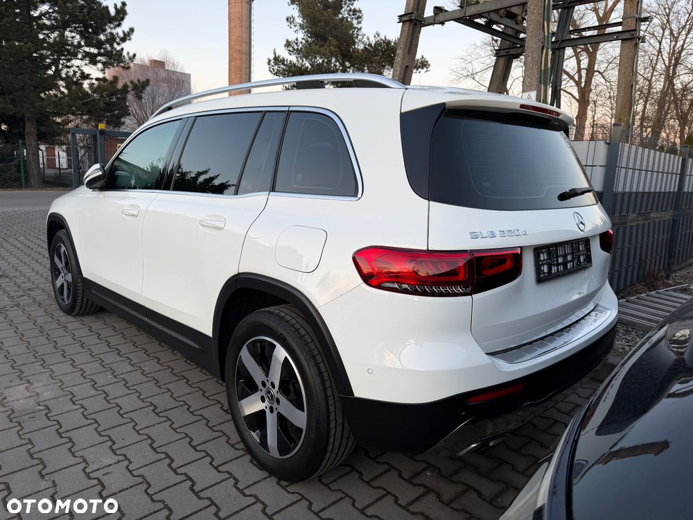 Mercedes-Benz GLB 220 d 8G-DCT - 2