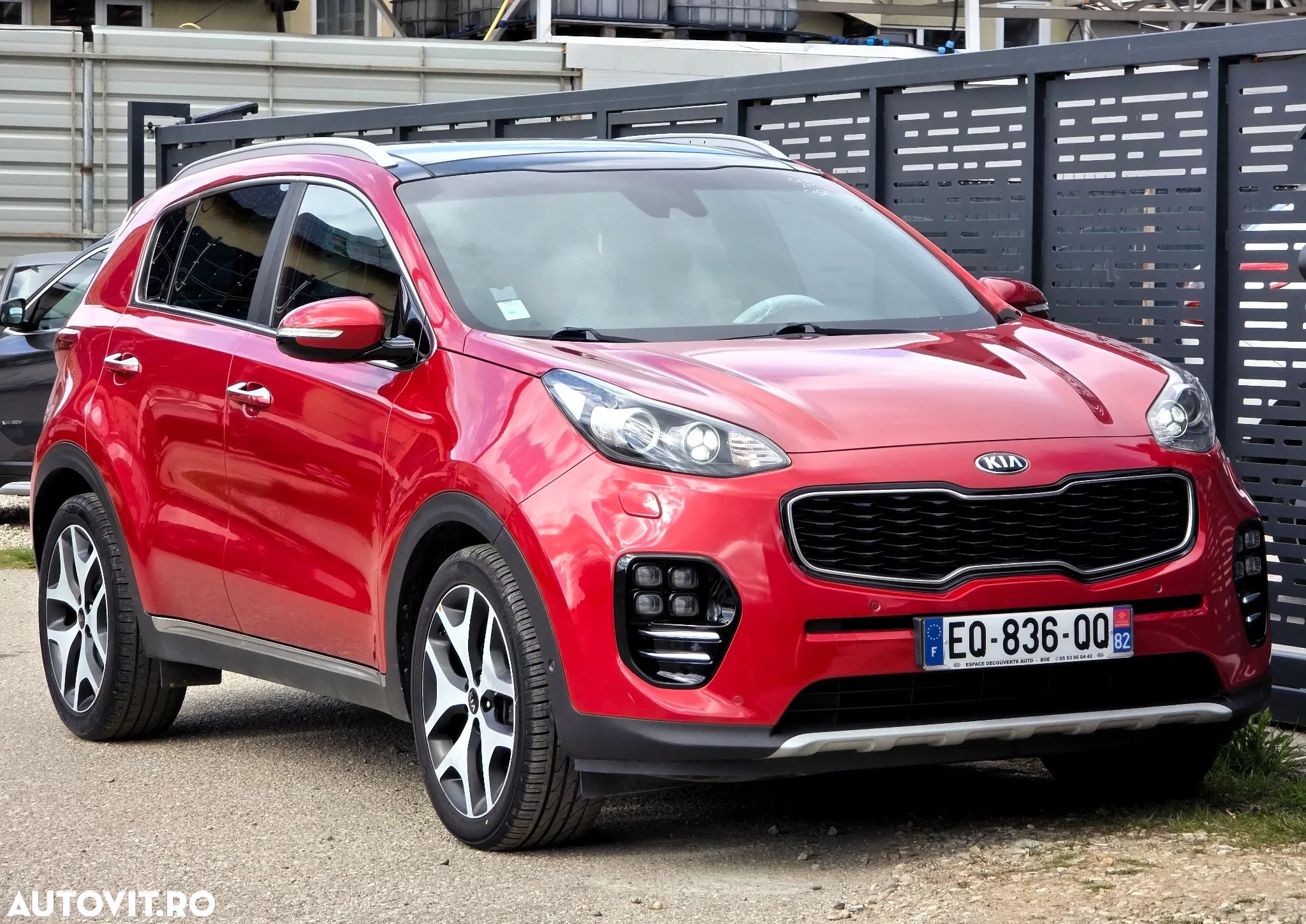 Kia Sportage 1.7 CRDI 2WD ISG Aut. GT Line - 1