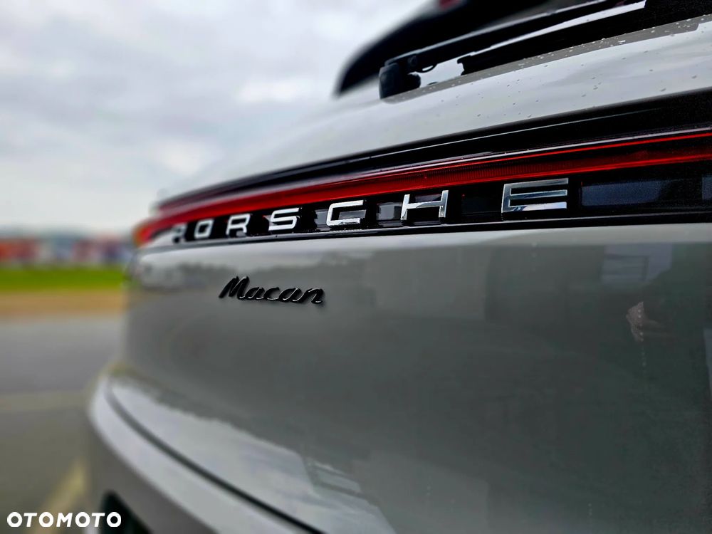 Porsche Macan Standard - 12