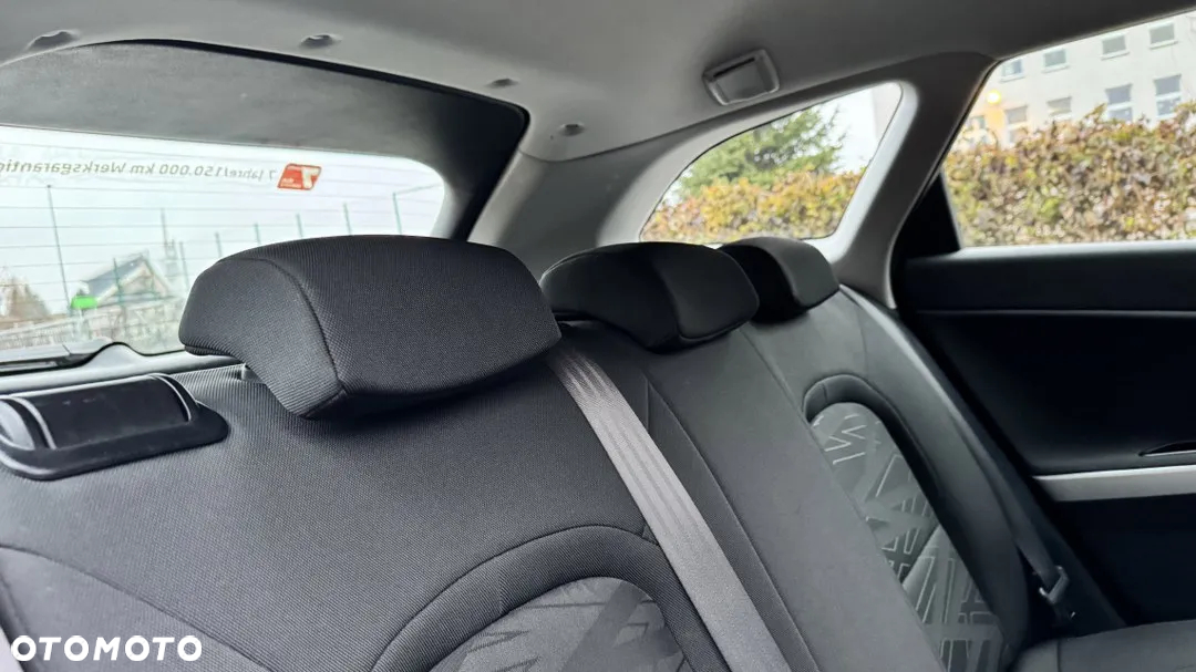 Kia Ceed 1.4 CVVT SW Dream-Team Edition - 35