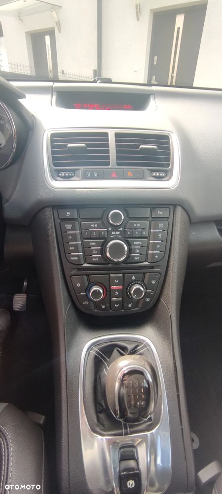 Opel Meriva - 13