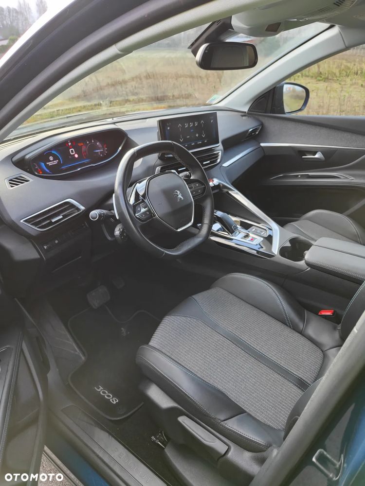 Peugeot 3008 BlueHDi 130 Stop & Start EAT8 Allure - 13