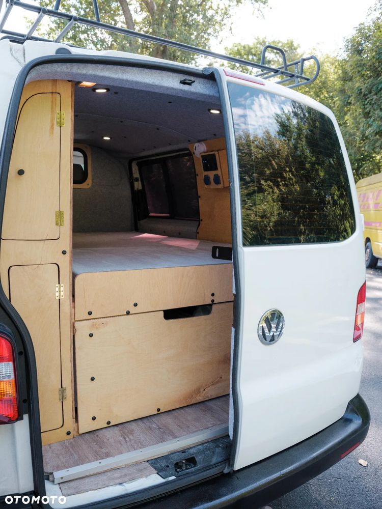 Volkswagen Transporter T5 - 22