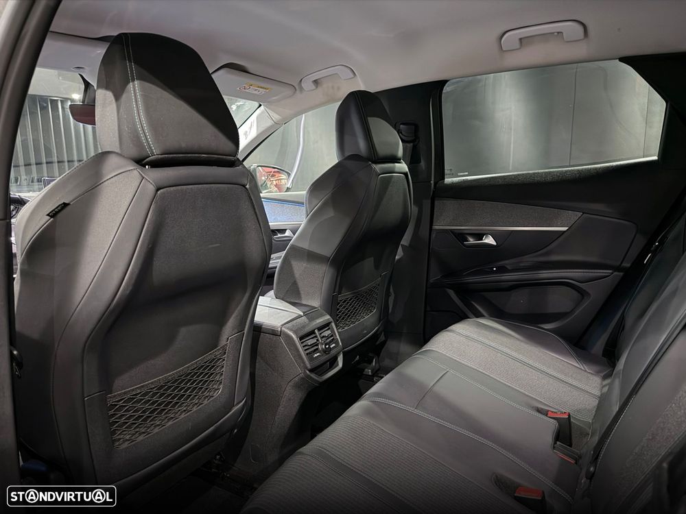 Peugeot 3008 1.6 Hybrid Allure e-EAT8 - 30