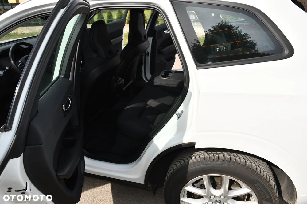 Volvo XC 60 T4 Momentum - 11