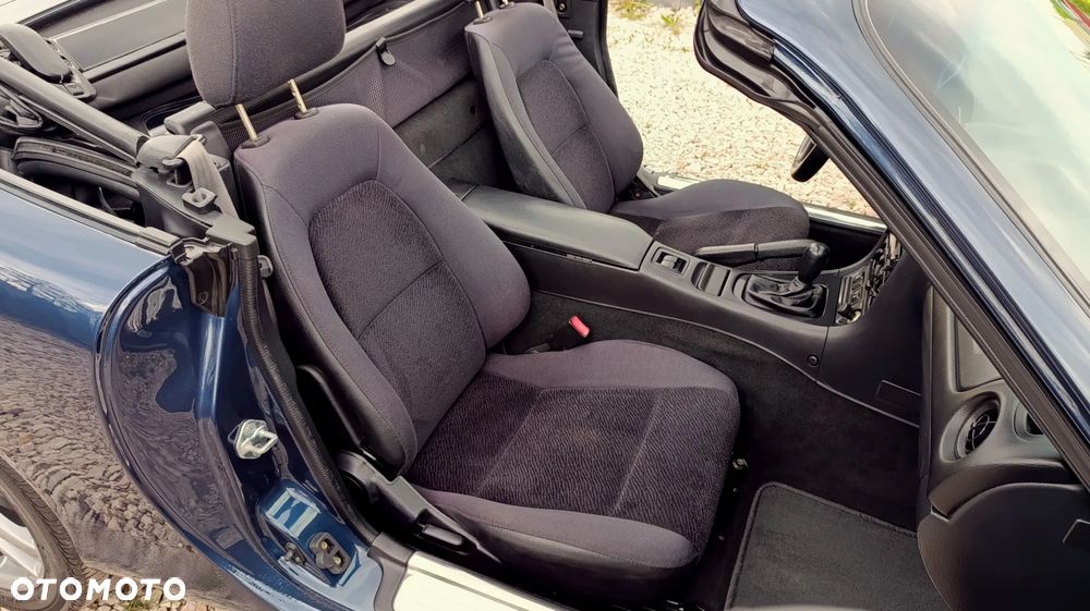 Mazda MX-5 1.6i 16V - 34