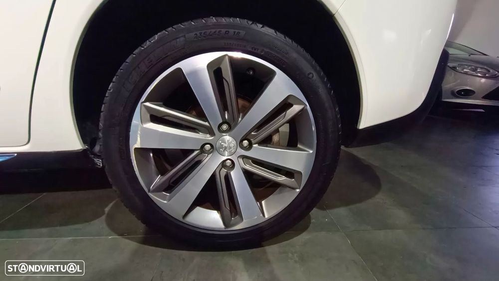 Peugeot 3008 1.2 PureTech Allure - 15