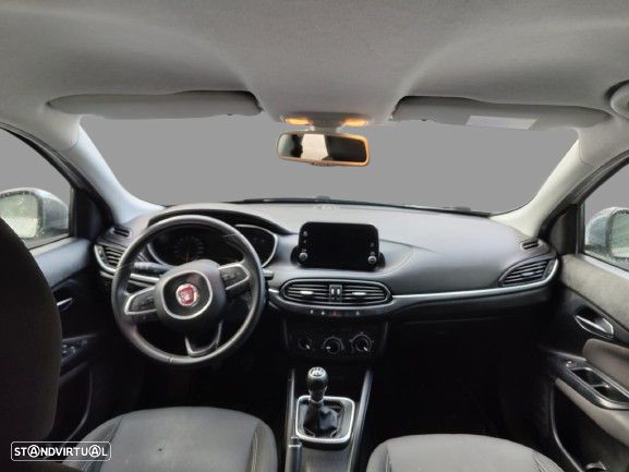 Fiat Tipo Station Wagon - 11