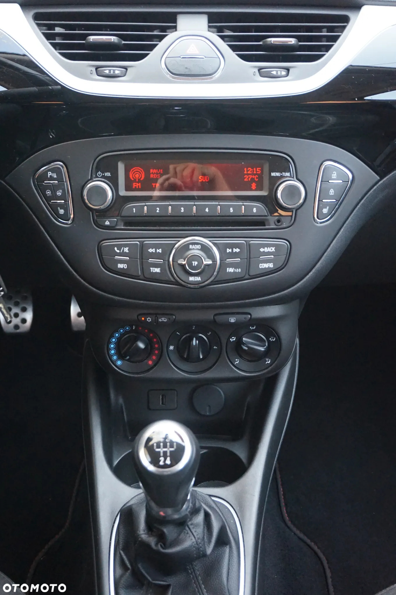 Opel Corsa 1.4 Cosmo - 12