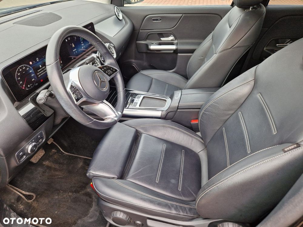 Mercedes-Benz GLA 220 d 4-Matic Edition 1 - 16