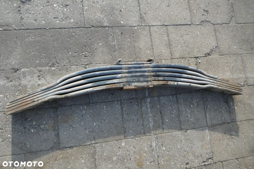 Resor tył Iveco Magirus 6x4 8x4 - 3