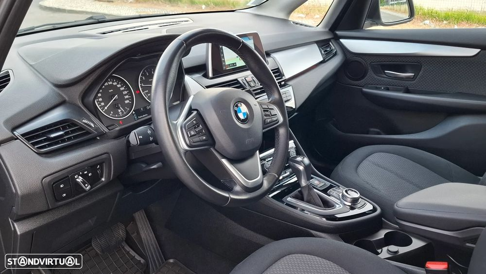 BMW 218 Active Tourer i Line Luxury Auto - 11