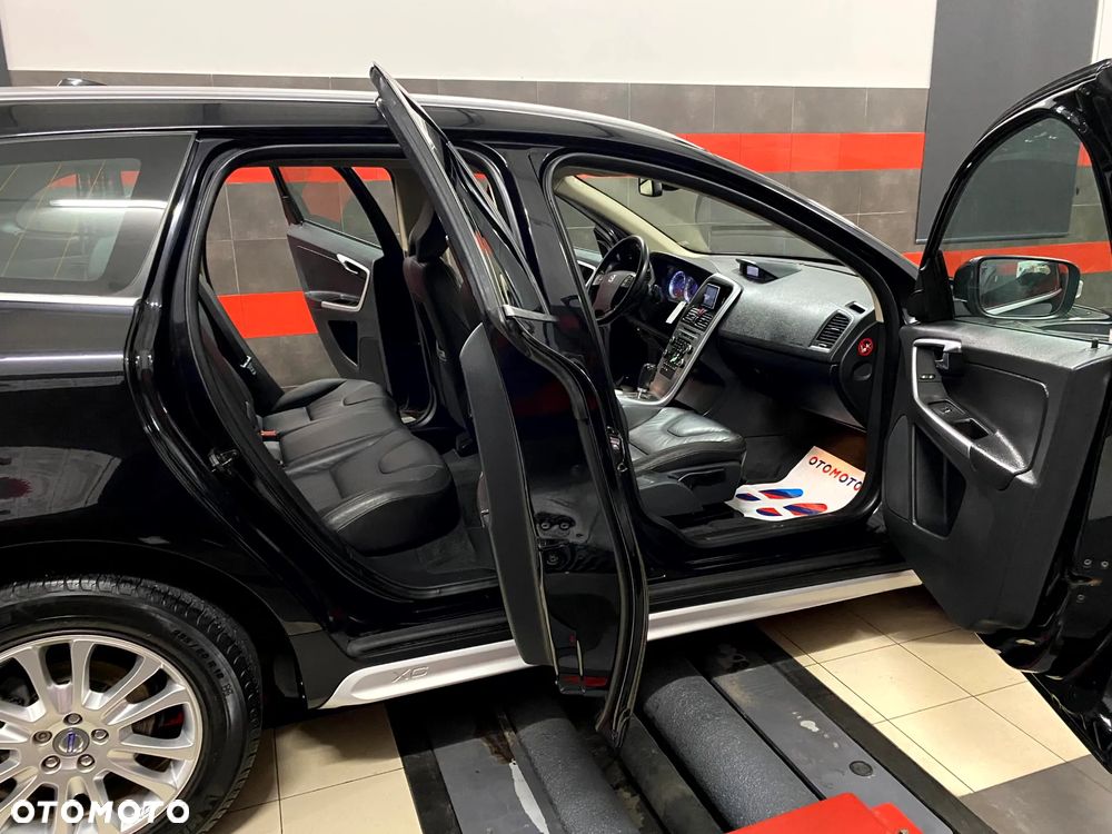 Volvo XC 60 D5 AWD Summum - 24