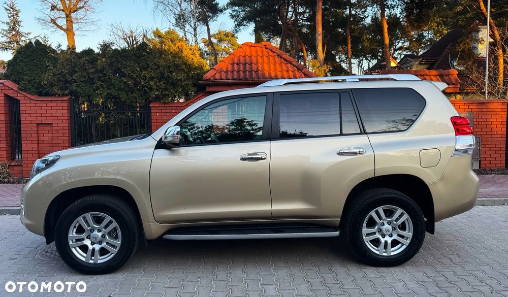Toyota Land Cruiser 3.0 D-4D Automatik Executive - 1