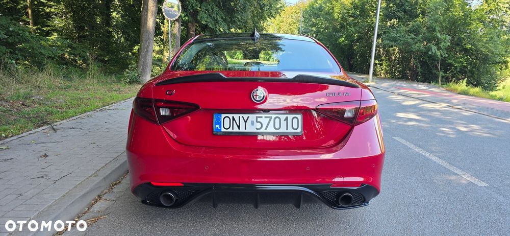 Alfa Romeo Giulia 2.0 Turbo Veloce TI Q4 - 11