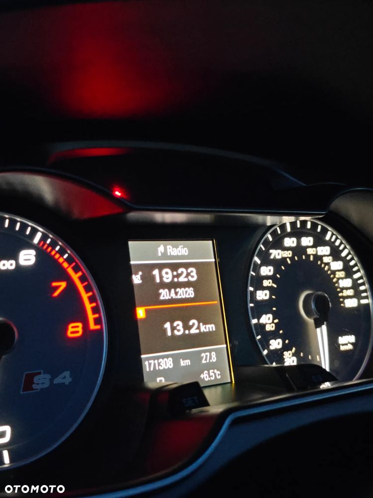 Audi S4 Limousine - 12