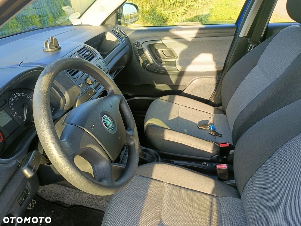 Skoda Fabia - 12