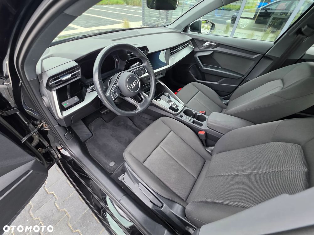 Audi A3 Limousine 30 TFSI mHEV S tronic - 20