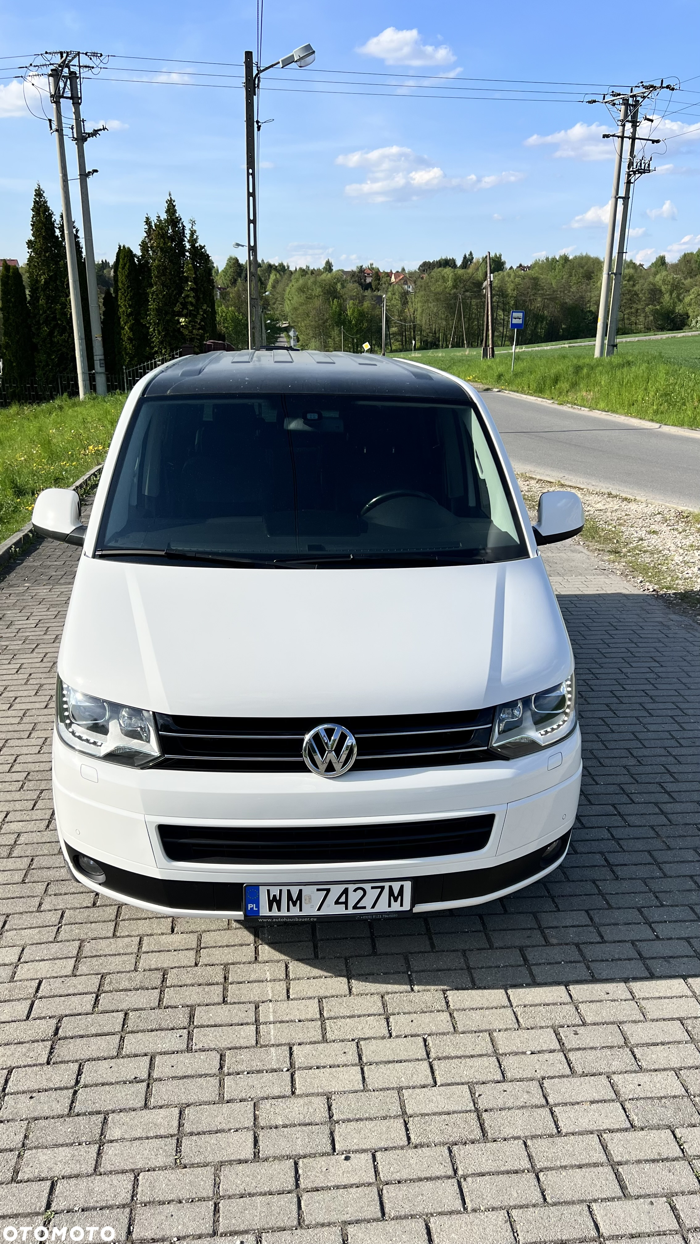Volkswagen Multivan - 12