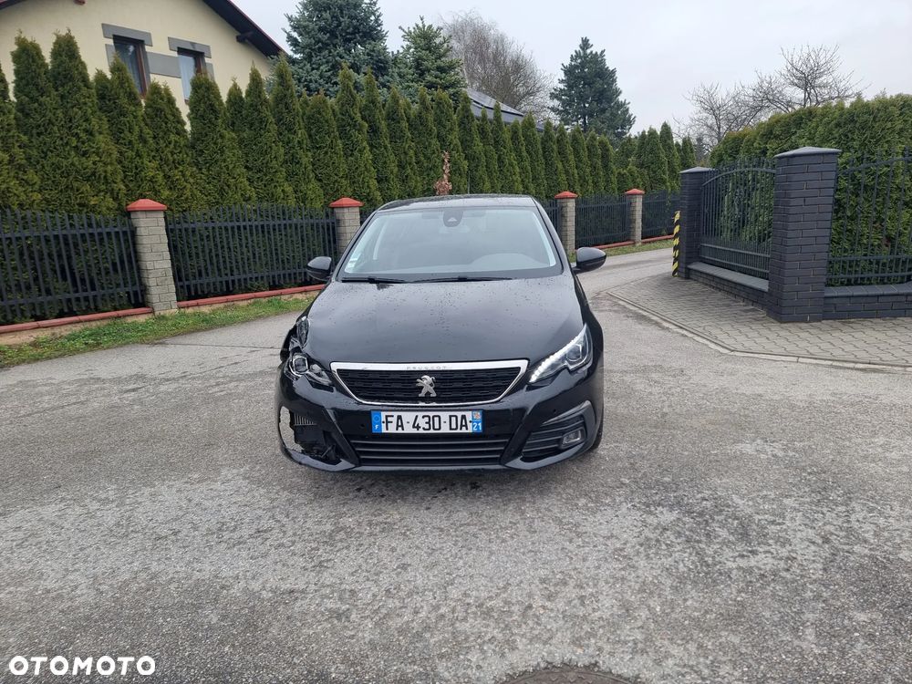 Peugeot 308 BlueHDi 130 EAT6 Stop & Start Allure Business-Paket - 3