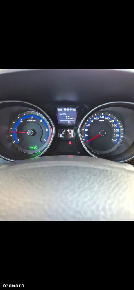 Hyundai i30 1.6 CRDi Premium - 8