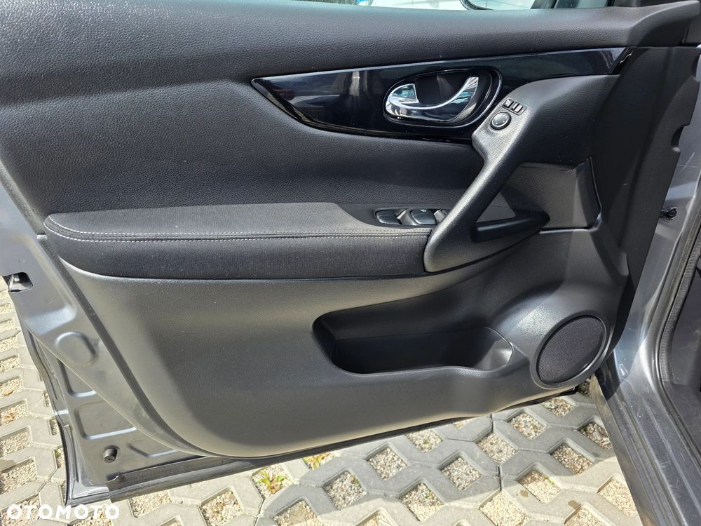 Nissan Qashqai 1.2 DIG-T N-Vision - 13