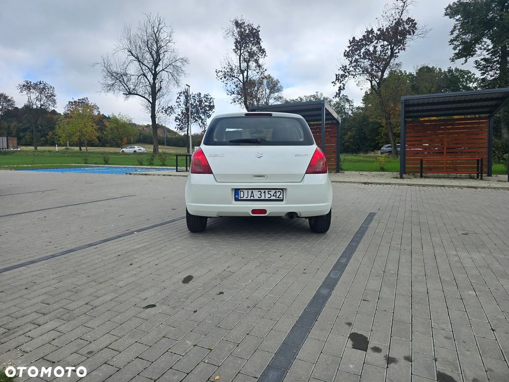 Suzuki Swift 1.3 Comfort - 4