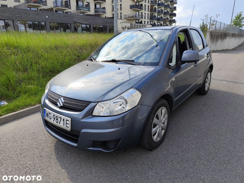 Suzuki SX4 - 1