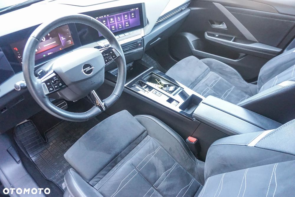 Opel Astra 1.2 T GS S&S - 28