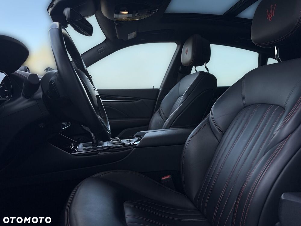 Maserati Levante - 19
