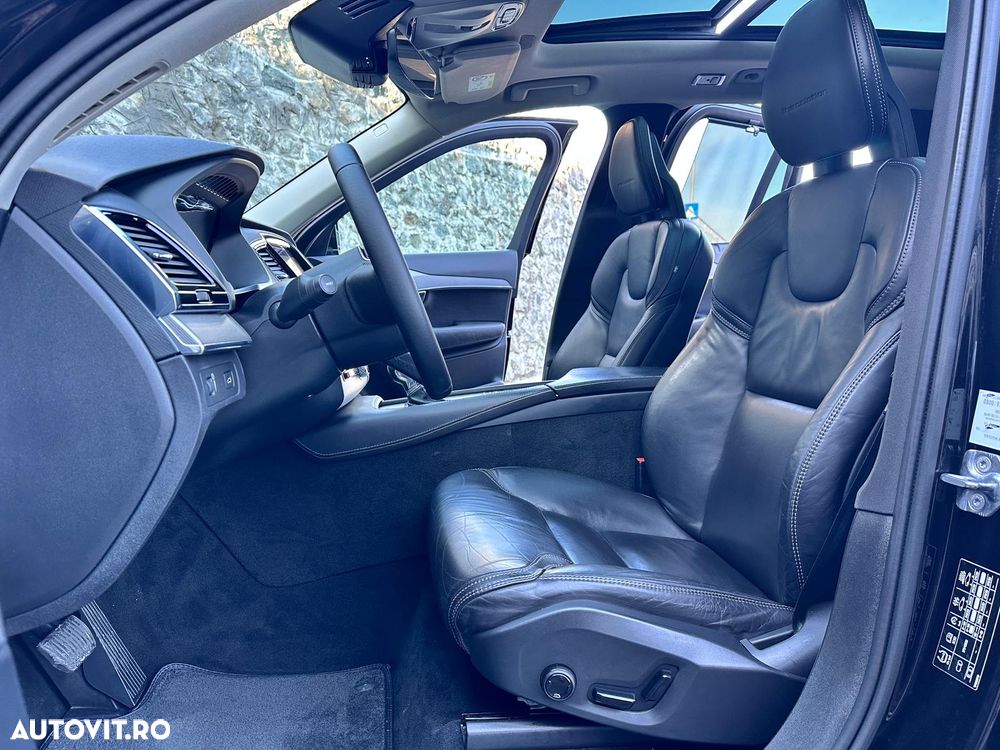 Volvo XC 90 D5 AWD Geartronic Inscription - 31