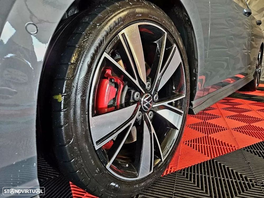 VW Golf 2.0 TDI GTD DSG - 11