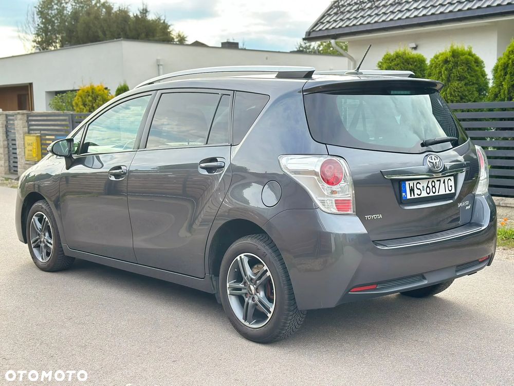 Toyota Verso 1.8 Premium 7os MS - 12