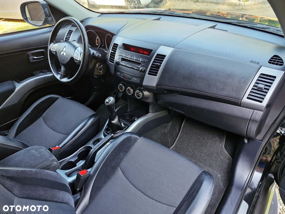 Mitsubishi Outlander 2.0 2WD Invite - 7