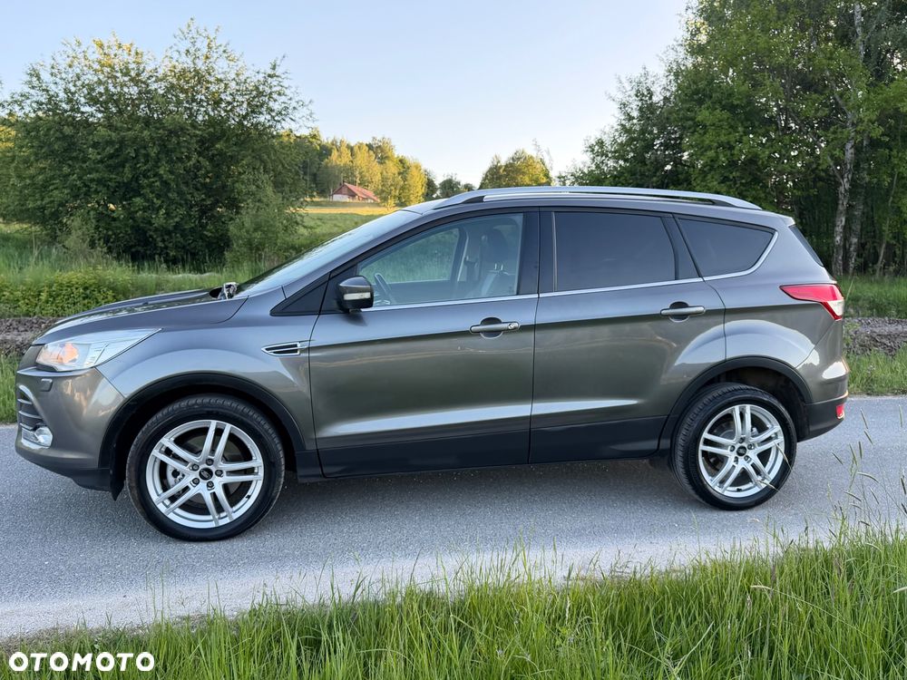 Ford Kuga 2.0 TDCi 2x4 Champions Edition - 4