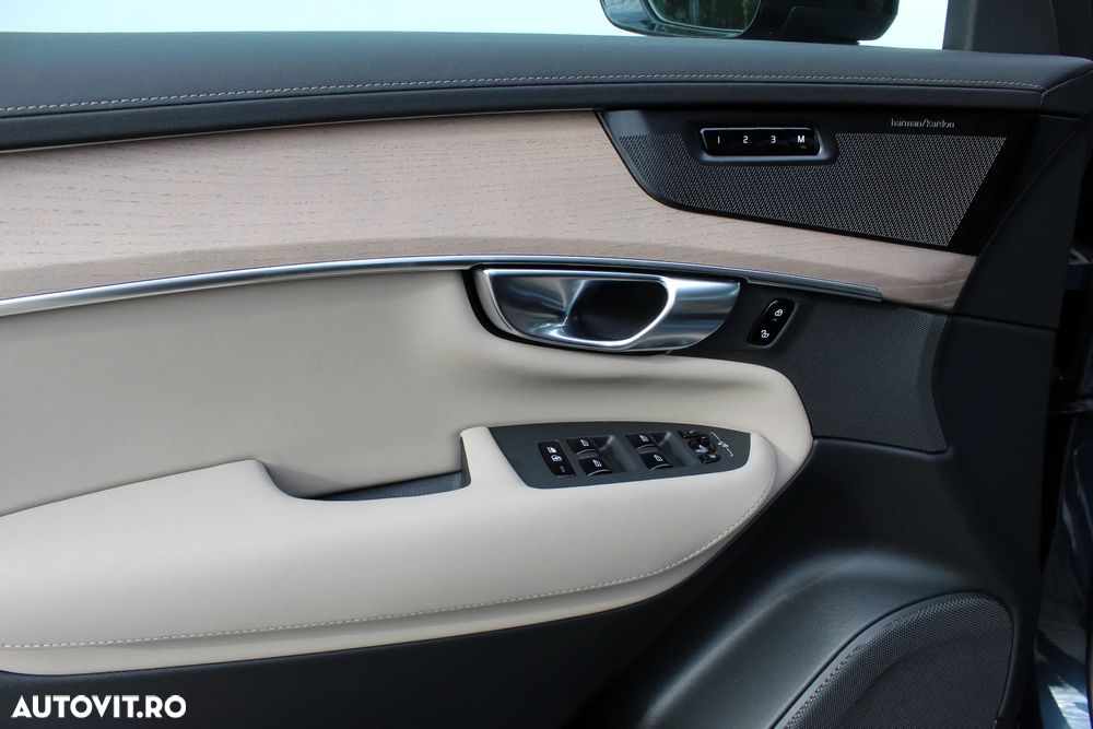 Volvo XC 90 Recharge T8 AWD Plus Dark - 9