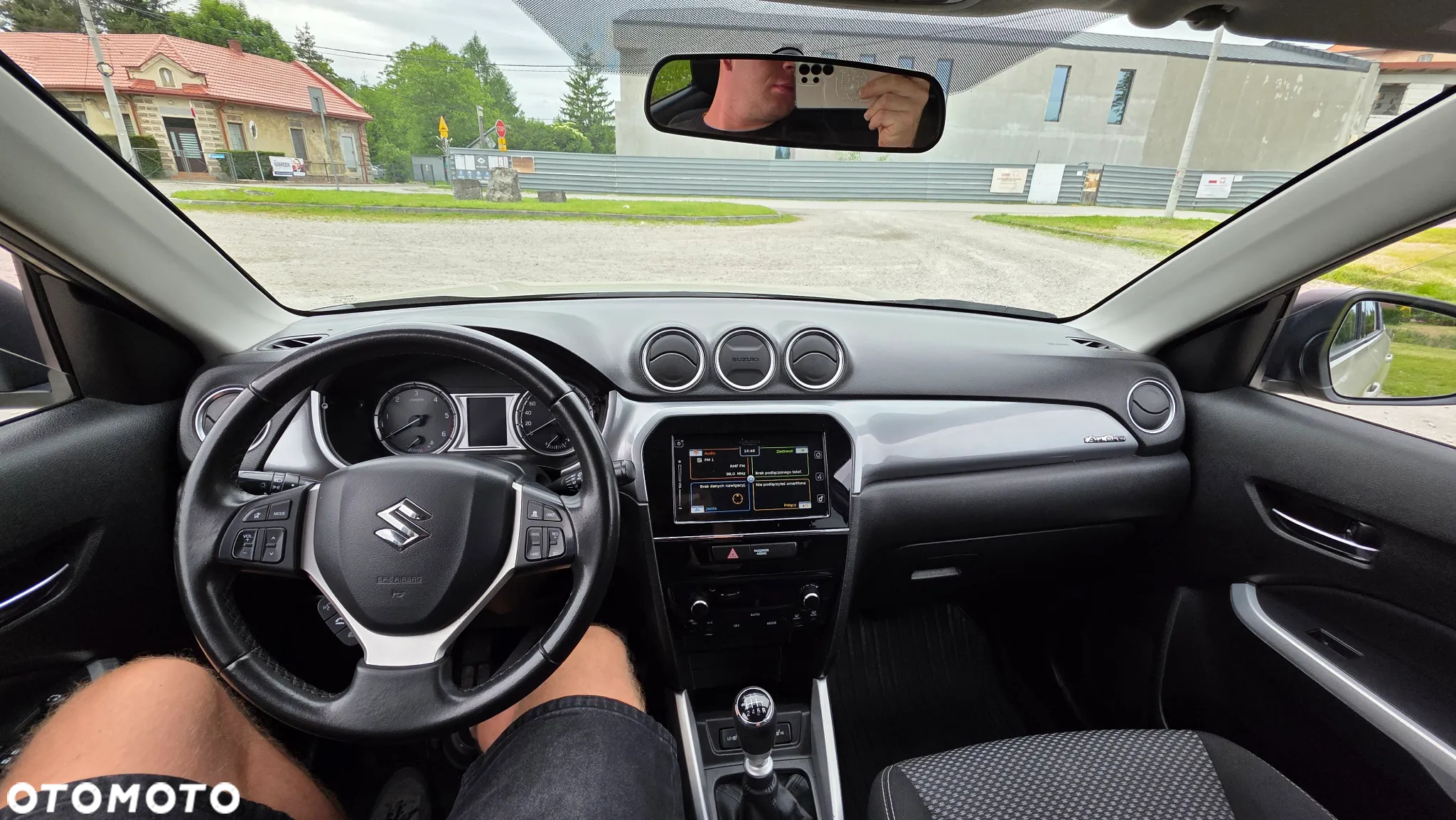 Suzuki Vitara - 11