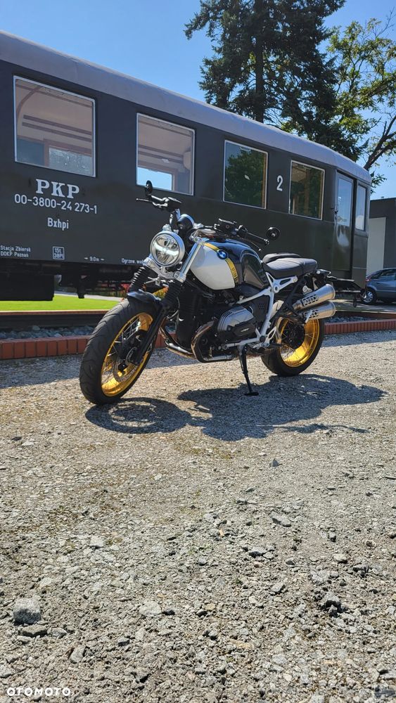 BMW R - 1