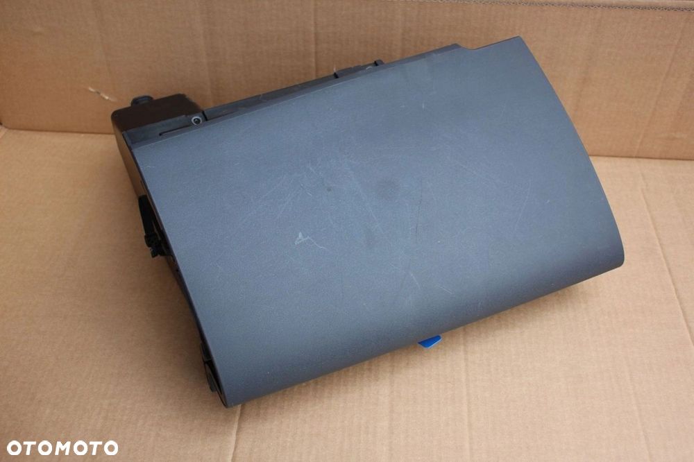 Schowek pasażera kompletny MITSUBISHI COLT VI Z30 oryginalny Europa (1007) - 1