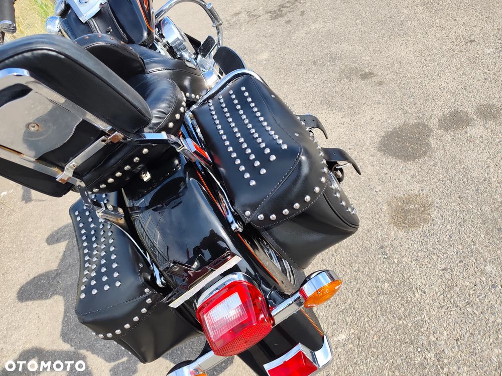 Harley-Davidson Softail Heritage Classic - 26