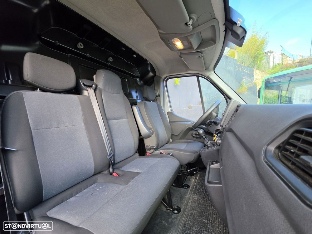 Renault Master 2.3 dCi L3H2 3.5T - 4